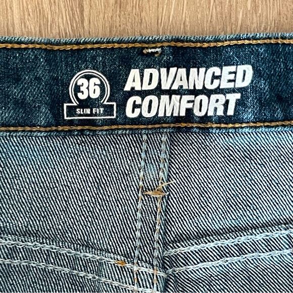 Wrangler Slim Fit Men’s Jeans - Picture 8 of 10